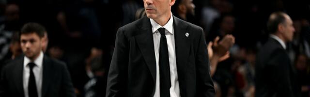 Obraćanje Đoana Penjaroje nakon pobede nad Crvenom zvezdom: Pratite na Sportalu /VIDEO/