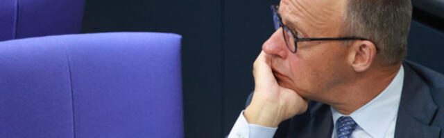 Смех у Бундестагу док је Мерц говорио о Украјини