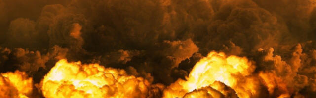 OGROMNA EKSPLOZIJA U LUCI! Gust dim nad gradom, izbio veliki požar! (VIDEO)