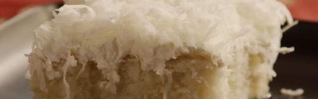 VIDEO: Kremasti kokos kolač - idealan desert za ljubitelje kokosa