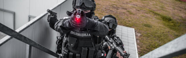 UHAPŠENI KAVČANI PLANIRALI LIKVIDACIJE VISOKIH DRŽAVNIH FUNKCIONERA: U Beograd doneli snajper, silikonske makse i eksploziv!