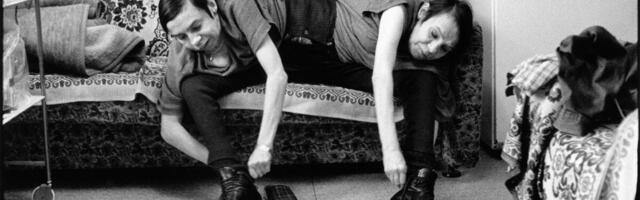 MAŠA I DAŠA SE RODILE U ISTOM TELU SA DVE GLAVE: Majka završila u ludnici, a na njima izvodili UŽASNE EKSPERIMENTE!