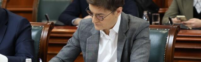 Brnabić žestoko odgovorila Milivojeviću:  Njemu više nije važno koji su stranci, samo da im služi