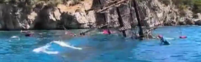 Potonuo turistički brod sa 148 putnika: Na plovilu bilo i 20 dece, drama kod poznatog letovališta (VIDEO)