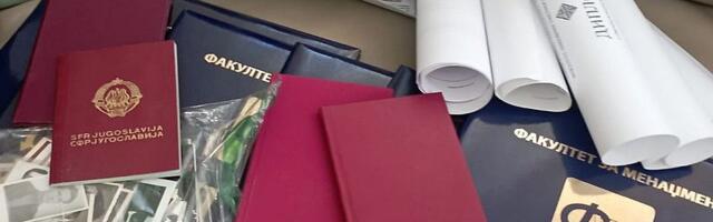 FOTO: Izradili više od 120 lažnih diploma i uverenja i tako došli do 20 miliona dinara