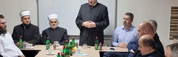 Muftija Hasanović sa pribojskim imamima: Ja sam danas sa Vama srcem, a ne protokolarno