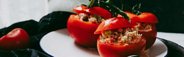 Punjeni paradajz: savršen letnji lagani ručak