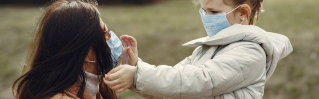 GUŽVA U BORU: Neformalna grupa agituje protiv nošenja maski, BORSKI MEDICINARI ZATRAŽILI ZAŠTITU POLICIJE