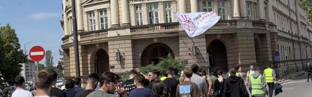 Dijana, niste sami: niški studenti idu u Beograd