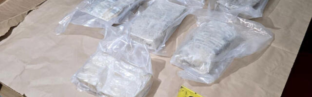 U DVORIŠTU KUĆE ZAKOPAO NARKOTIKE  Policija u Zemunu uhapsila muškarca koji je ukupao puno bure