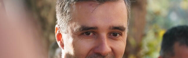 Саво Манојловић запрепастио незнањем - када неспособни желе да воде државу