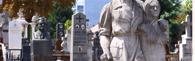 Beograđani imali priliku da na Novom groblju čuju priče o slavnim profesorima: Do leta još dve vođene ture