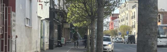 POKUŠAJ OBIJANJA KLADIONICE U SREMSKOJ MITROVICI: Policija opkolila objekat, radnica primetila provalnika (FOTO)