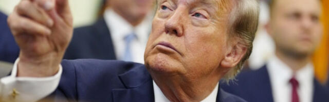 Трамп верује да је мировни споразум за Украјину могућ