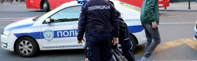 "Ko od Beograda pravi navijačku tribinu?"