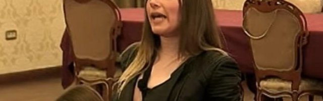 ATINA FERARI NASTAVLJA DA ŠOKIRA: Ja to samo za pare RADIM, dok ne vidim....