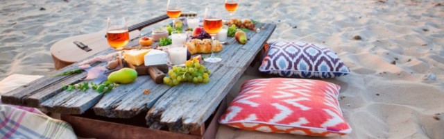 Summer Table: Ideje za ukusan kompletan meni koji „miriše“ na leto