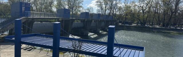 Muškarac skočio u Zapadnu Moravu! Ne zna se šta mu se dogodilo! (FOTO)