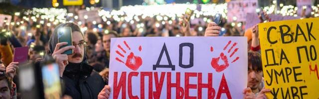Građani Kragujevca krenuli organizovano u Beograd na studentski protest