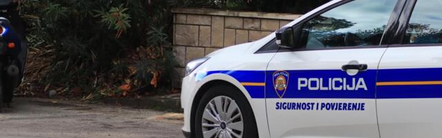 BIZARNA SCENA U KOMŠILUKU: Zabio se u stub sa gotovo 5 promila, pa otišao kući da spava