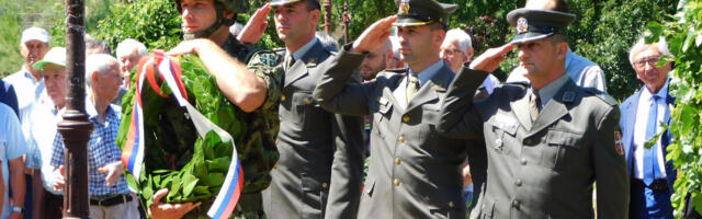 NAŠA SLOBODA NEMA CENU U Loznici obeležen nekadašnji Dan borca (FOTO)