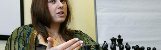 Da li bi i u Srbiji nestranačka ličnost odbila kandidaturu za predsednika, kao Polgar u Mađarskoj?