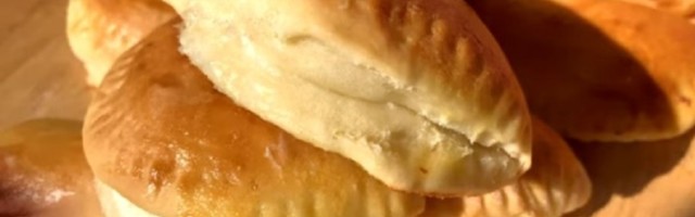 Školjkice: Mekano pecivo sa sirom