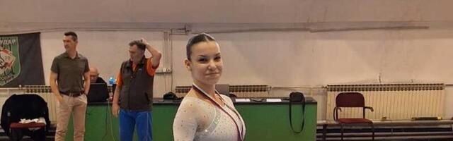 Odlična učenica i vrhunska gimnastičarka: Anđela Živanov predstavlja Srbiju na Svetskom kupu