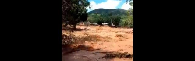 PETORO DECE POGINULO, DVOJE NESTALO: Tragedija u Zimbabveu (VIDEO)