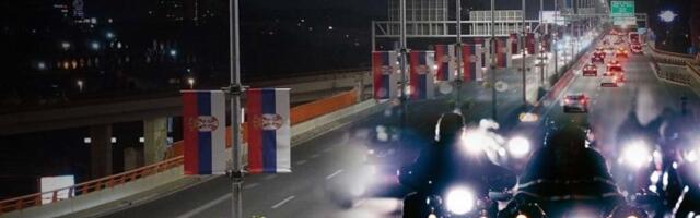 BANDA MOTOCIKLISTA NAPALA LJUDE NA GAZELI! Imali palice u rukama i maske na licu! (VIDEO)