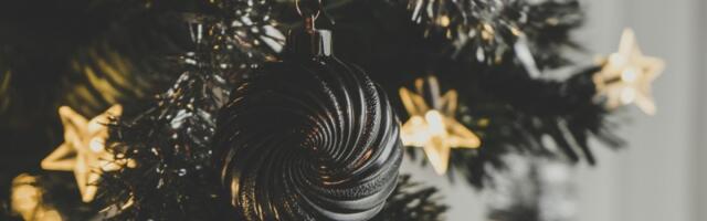 Zašto ukrašavamo novogodišnju jelku i odakle potiče ova čarobna tradicija?