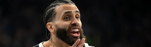 "Šta ti je u glavi?! Dvejna Vašingtona to ne zanima... alibi! I Penjaroja je širio ruke u čudu"