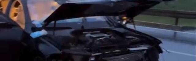 ISPLIVAO SNIMAK SA LICA MESTA UDESA BRANKA BABIĆA: Prednja strana automobila potpuno uništena!(VIDEO)