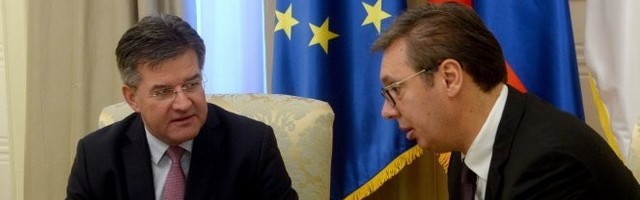 NIKOME SVE, SVAKOME DOVOLJNO! Vučić posle sastanka sa Lajčakom: SRBIJU NIKO NEĆE UDARATI U GLAVU DA PRIZNA KOSOVO!