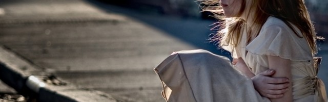 Ispovest mlade devojčice (14), koja je kao žrtva maltretiranja ostavljena na ulici, bez krova nad glavom!