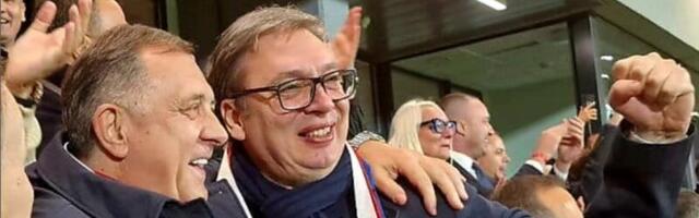 Hvala našim momcima! Predsednik Vučić čestitao fudbalerima: Leskovac je naša tvrdjava, Srbija ponos! (FOTO)