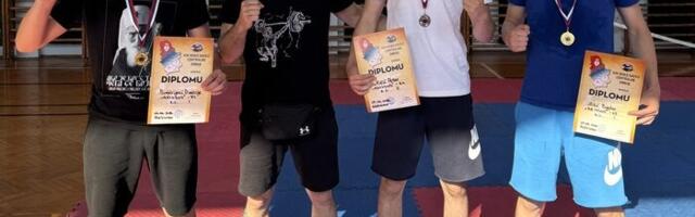 Niški kik-bokseri osvojili dva zlata i srebro na Prvenstvu Centralne Srbije