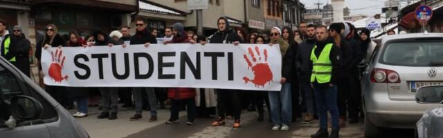 Pored magistrale, studenti blokirali i Prvomajsku ulicu