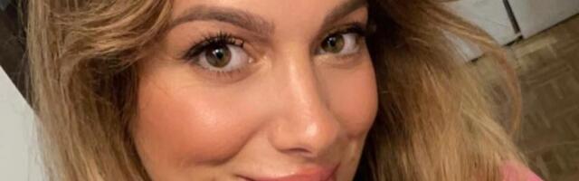 Sa 16 se bavila prostitucijom, a sa 18 imala 3 pobačaja: Prošlost puna bluda i poroka, a sada oplakuje grehe