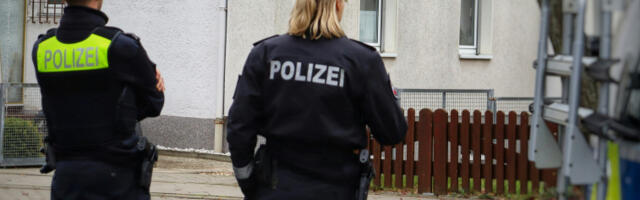 Немачка: масовна туча током славља, 150 полицајаца сатима раздвајало учеснике