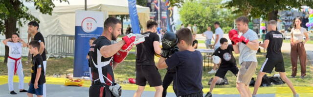 BEOGRADSKI DANI PORODICE! Tomašević: Sjajna prilika da najmlađi zavole sport