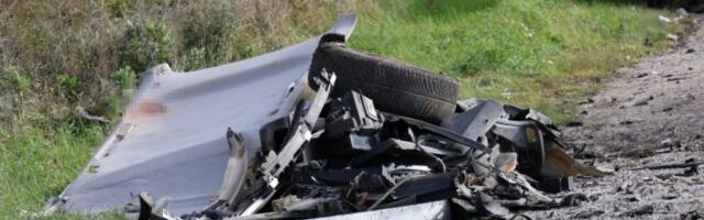 AUTOMOBIL ZAVRŠIO U KANALU! Teška nesreća kod Despotovca (FOTO)