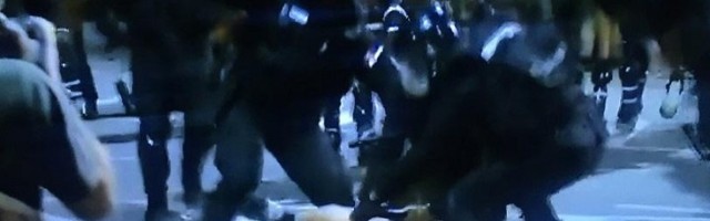 Hoće li biti kažnjeni policajci koji su tukli građane?