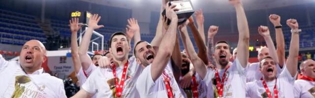 ZVEZDA JE RATNIČKI UŠLA U MEČ, PARTIZAN NIJE! Partizan razočarao iskusnog trenera!