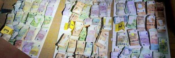 Udar na Balkanski kartel: Zaplenjeno 2,7 tona kokaina