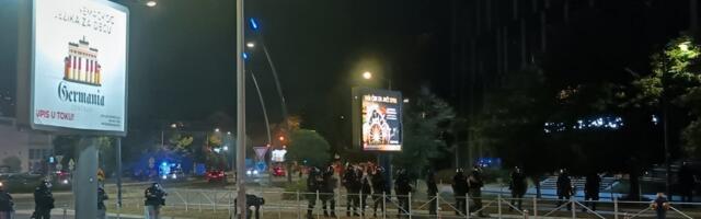 Može i drugačije: Policija krenula ka ulazu PMF-a u Novom Sadu, dekan ih obavestio da nisu pozvani