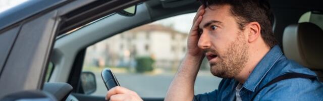 Šok za vozače: Kažnjavaju ako koristite OVO čak i dok stojite na semaforu