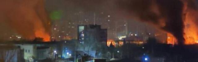 NAPADNUTI HARKOV I ODESA: Poginuli žena i dete, dron pogodio STAMBENU ZGRADU, izbio POŽAR! (FOTO, VIDEO)