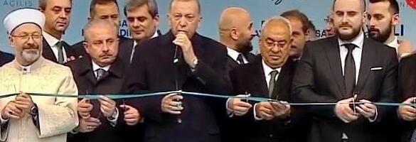 Zukorlić sa Erdoganom na otvaranju Hajredin džamije u Istanbulu