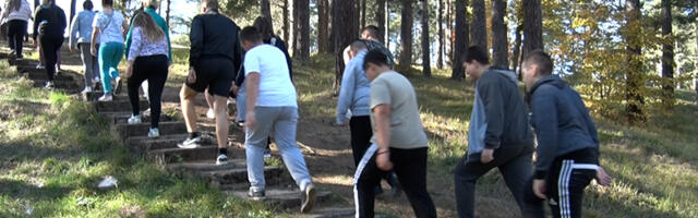 Lečenje gojazne dece u Čigoti (VIDEO)